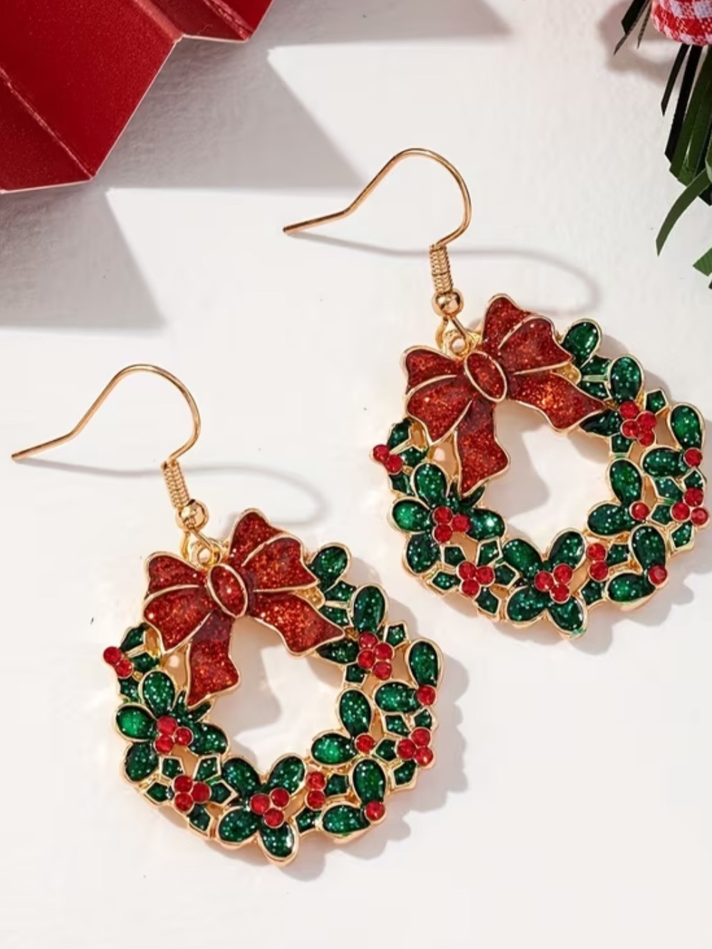 Festive Red & Green Holiday Wreath Earrings new